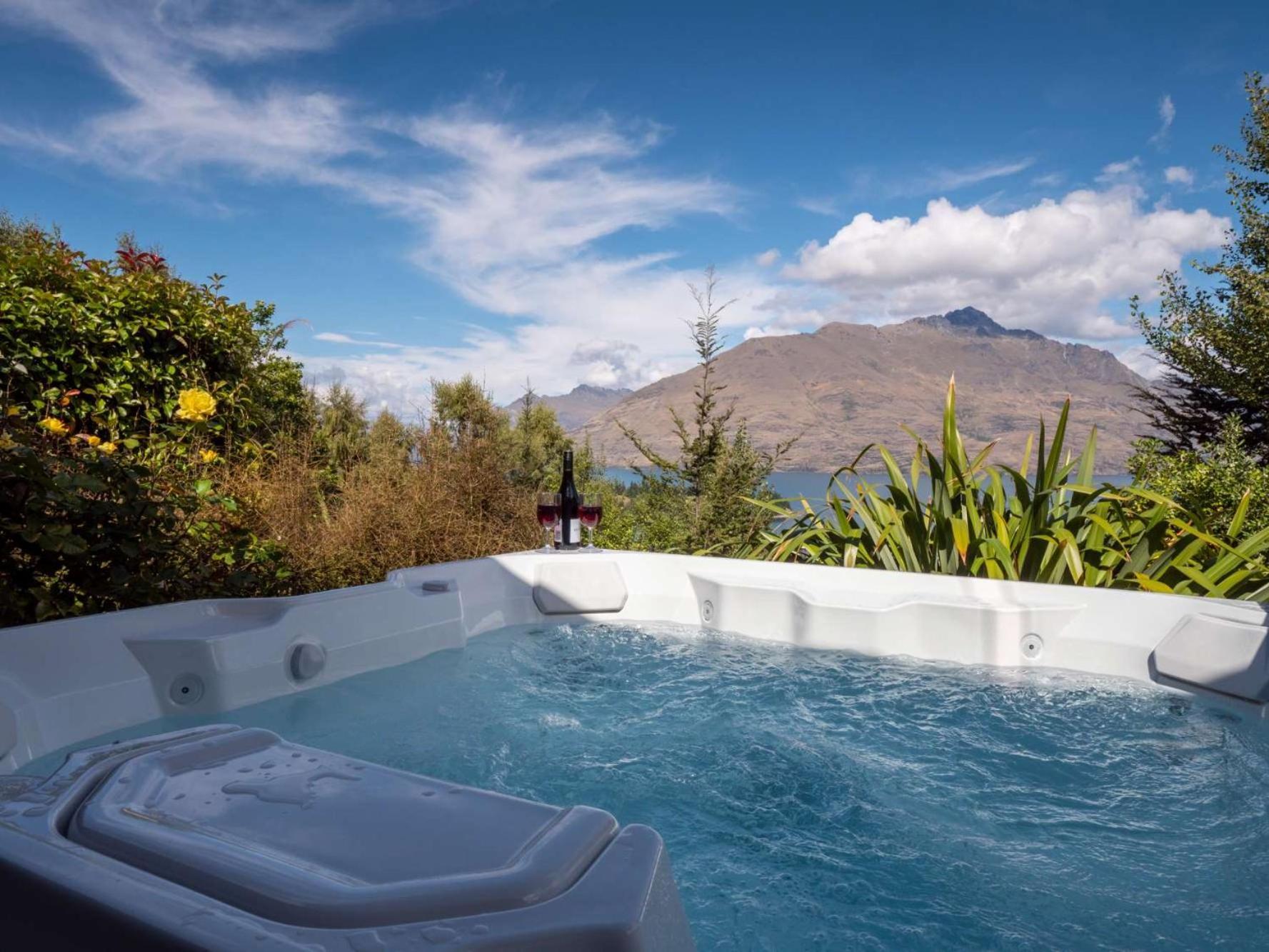 Papillon, A Relax It'S Done Luxury Holiday Home Queenstown Exterior photo